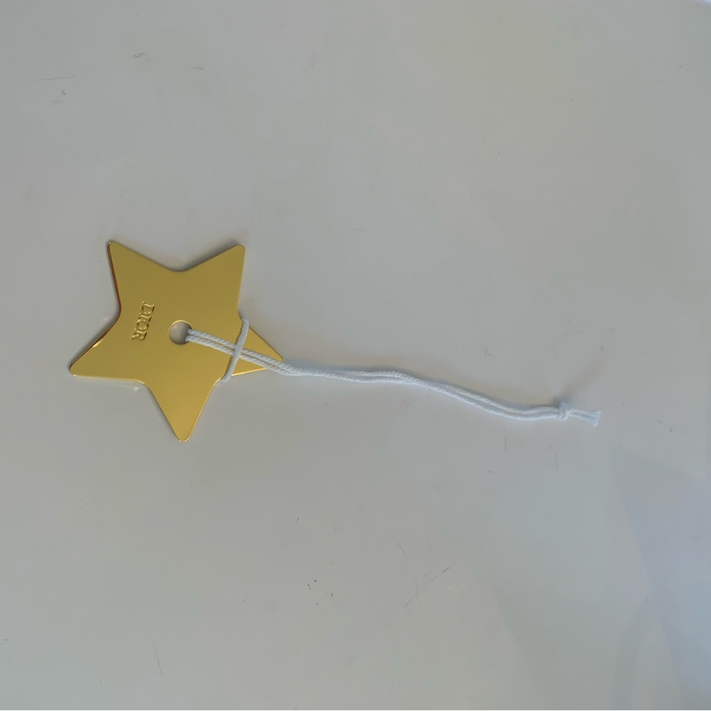 Dior Gold Star Ornament - Picture 2 of 4